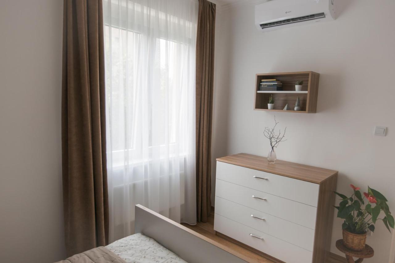 Bohohome Apartment Eger Exterior photo